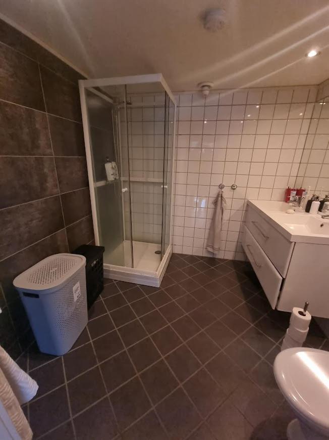 Private Guest Room In Cozy Apartment Trondheim Exterior photo